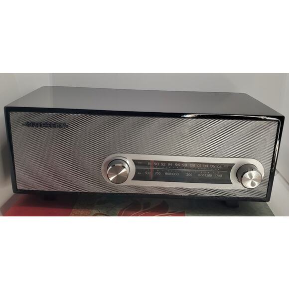 Crosley CR3022A-BK Retro Style AM/FM Tabletop Radio Black W/ 12V DC Power Cord - Picture 5 of 14